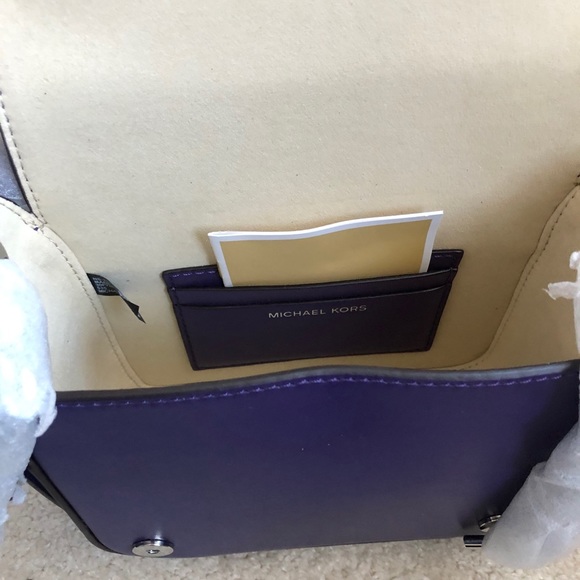 HOST PICK Michael Kors Leather Camera Crossbody - Picture 10 of 11